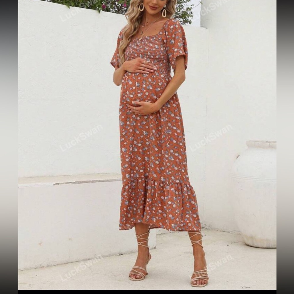 Lucky Swan Maternity Dress